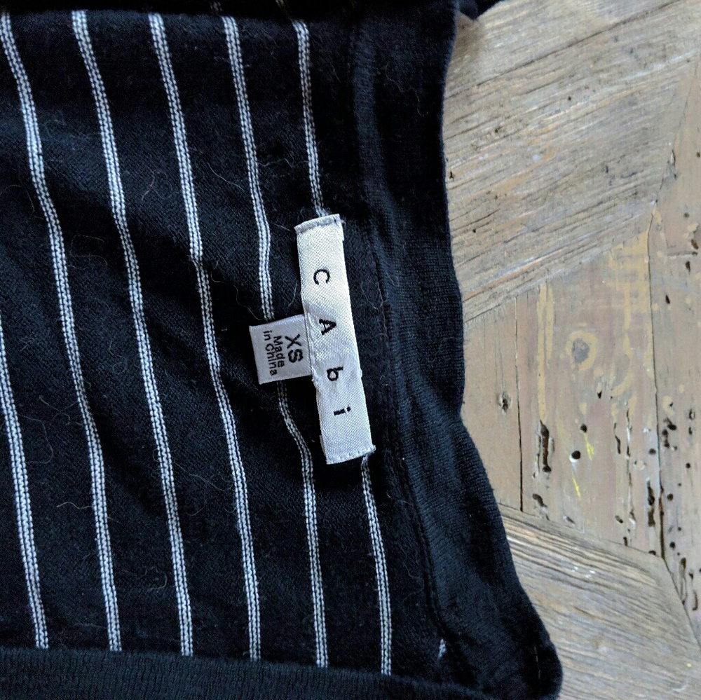 Cardigan. - Picture 2 of 3